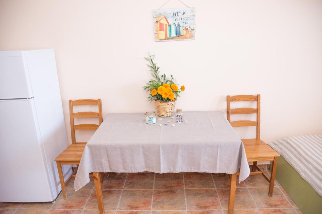Ktima Develekou Apartamento Pigadhia  Exterior foto